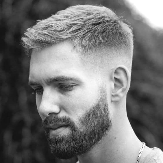 Men's Haircut Shaved Sides Photo №3