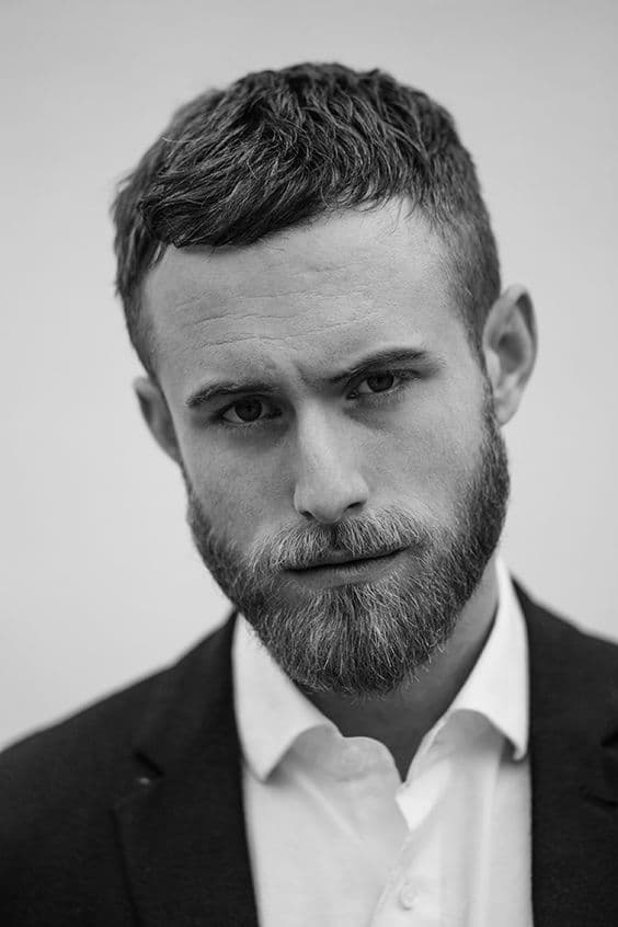 Best Men's Hairstyle with Beard Photo №1