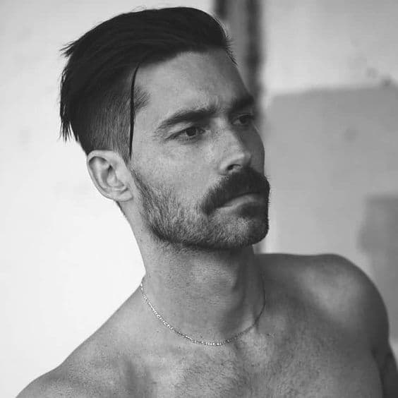 Best Men's Hairstyle with Beard Photo №15