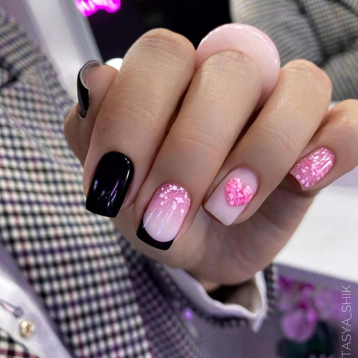 Hot Pink Nails Photo №76